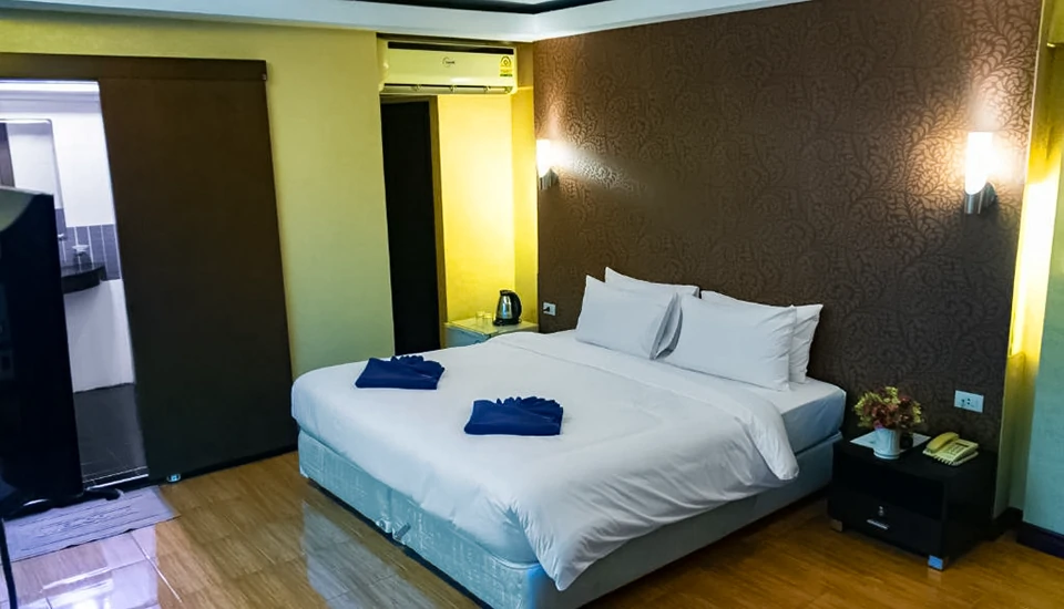 هتل ویزیتینگ کارد ریزورت بانکوک